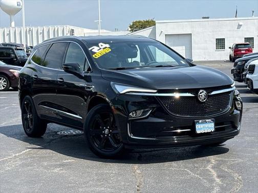 2024 Buick Enclave Essence FWD