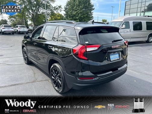 2024 GMC Terrain SLT
