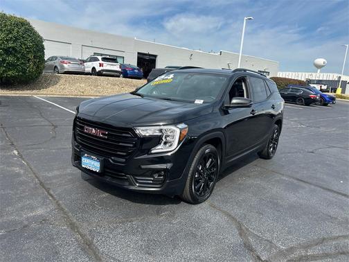 2024 GMC Terrain SLT