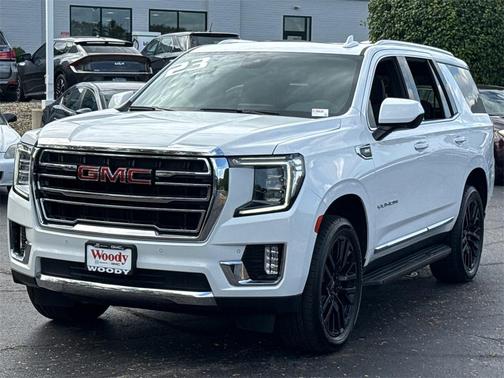 2023 GMC Yukon SLT
