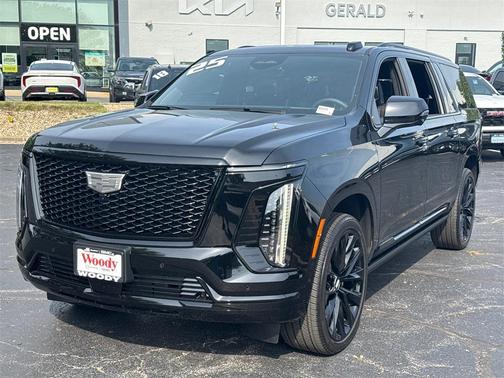 2025 Cadillac Escalade ESV Sport Platinum