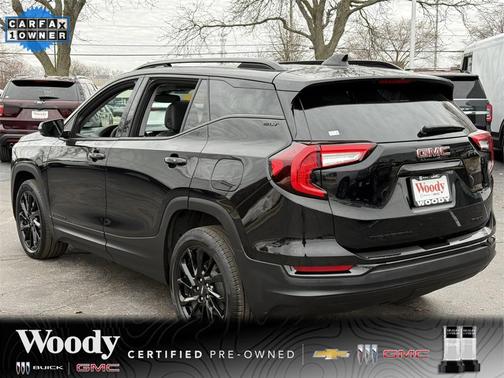 2023 GMC Terrain SLT
