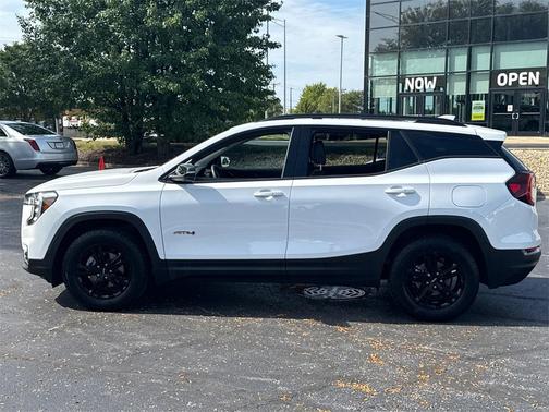2022 GMC Terrain AWD AT4