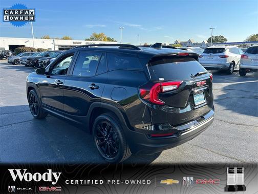 2022 GMC Terrain SLE