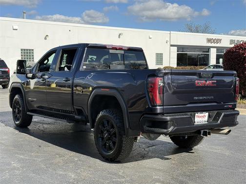 2024 GMC Sierra 2500 AT4