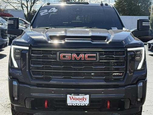 2024 GMC Sierra 2500 AT4