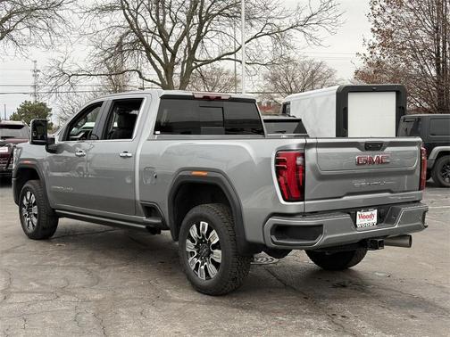 2025 GMC Sierra 2500 Denali