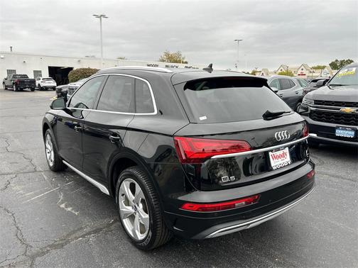 2021 Audi Q5 45 Premium Plus