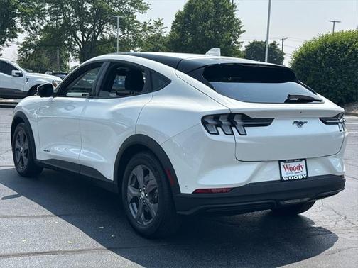 2022 Ford Mustang Mach-E Select