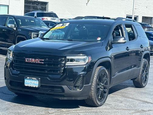 2023 GMC Acadia AWD SLT
