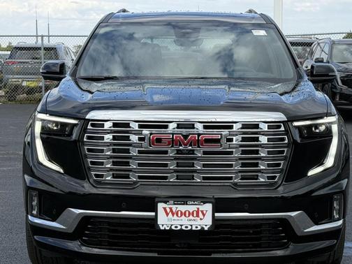 2026 GMC Acadia AWD Denali