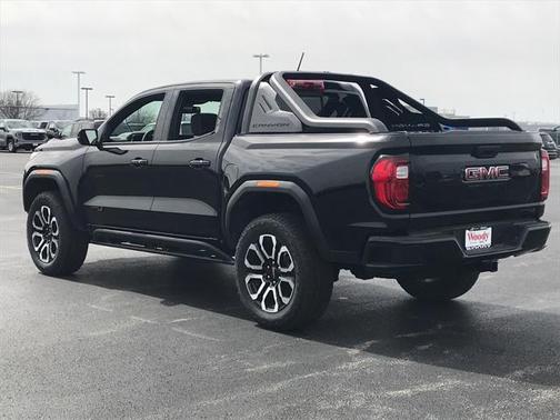 2025 GMC Canyon AT4