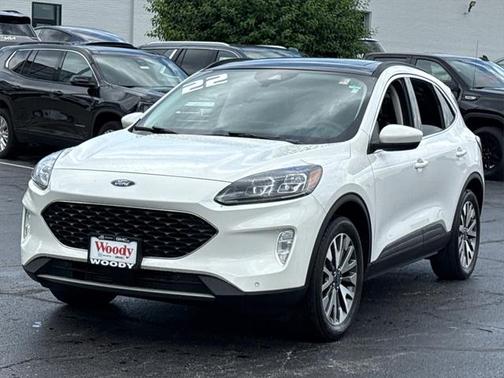 2022 Ford Escape Titanium