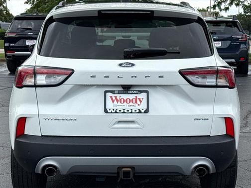 2022 Ford Escape Titanium
