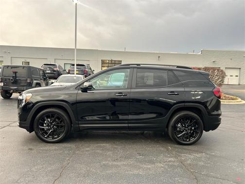 2023 GMC Terrain SLE