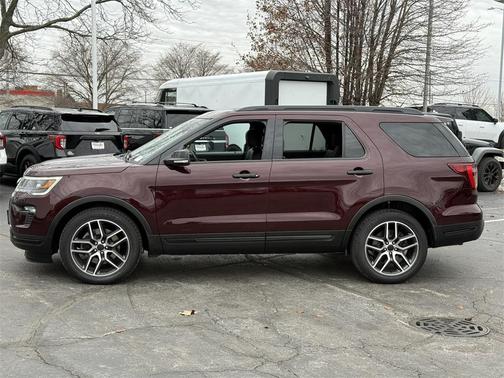 2019 Ford Explorer Sport