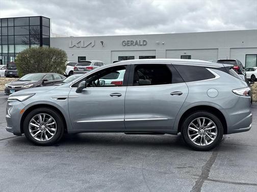 2023 Buick Enclave Avenir
