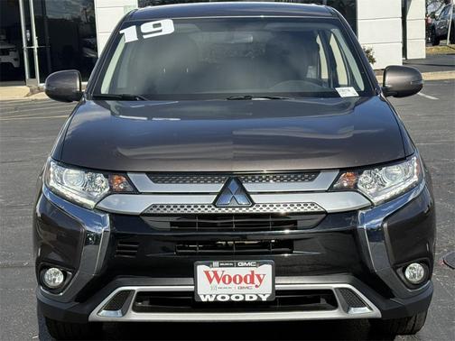 2019 Mitsubishi Outlander SE