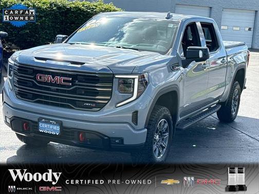 2024 GMC Sierra 1500 AT4