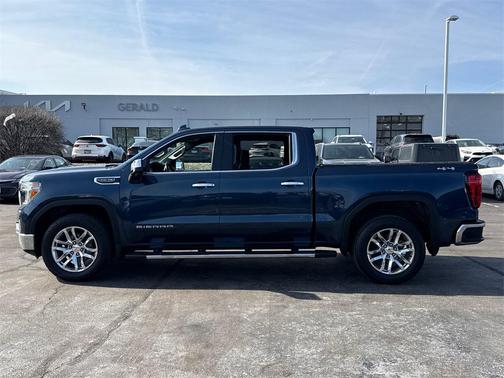2021 GMC Sierra 1500 SLT