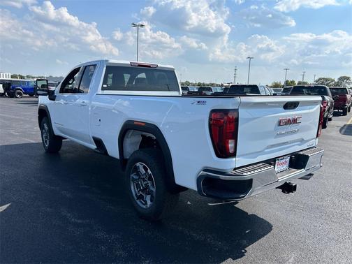 2026 GMC Sierra 3500 SLE