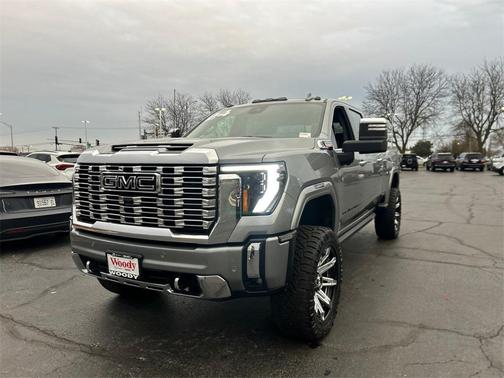 2024 GMC Sierra 2500 Denali