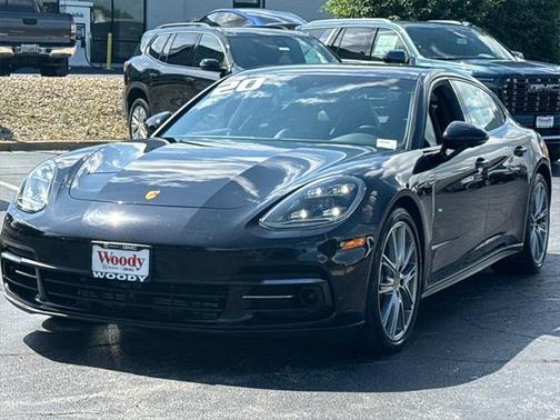 2020 Porsche Panamera 4 Executive