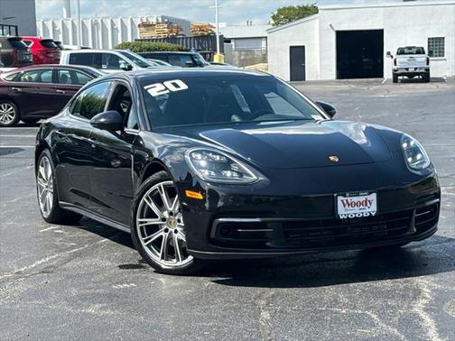 2020 Porsche Panamera 4 Executive