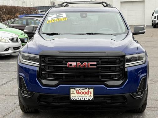 2023 GMC Acadia AWD SLT