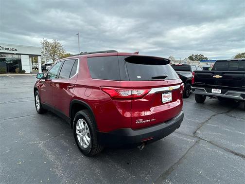 2021 Chevrolet Traverse LT Cloth