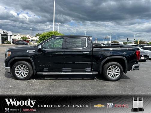 2022 GMC Sierra 1500 SLT