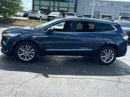2023 Buick Enclave Avenir AWD