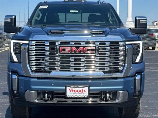 2025 GMC Sierra 2500 Denali