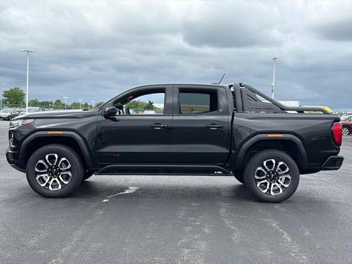2025 GMC Canyon AT4