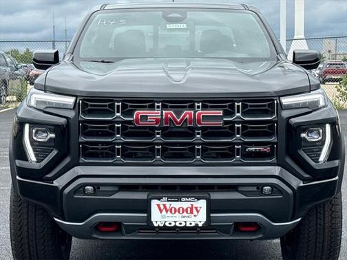 2025 GMC Canyon AT4