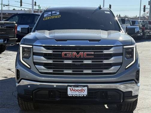 2025 GMC Sierra 1500 SLE