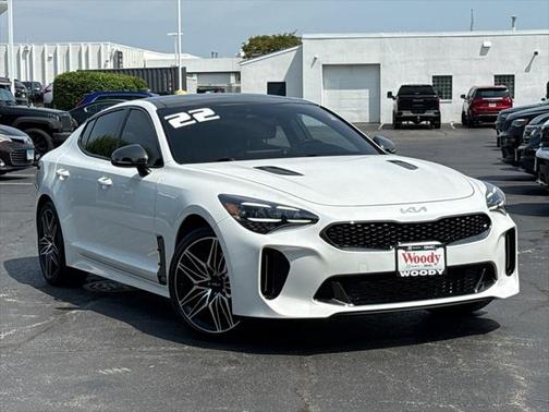 2022 Kia Stinger GT1