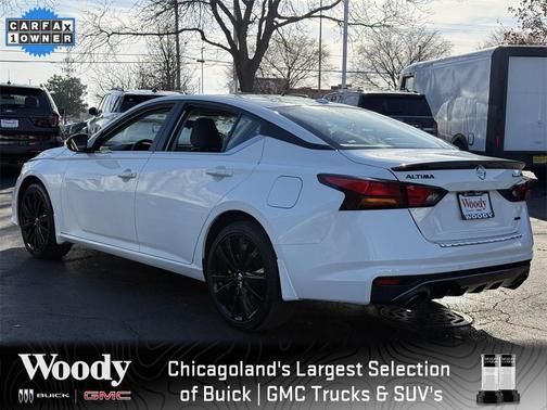 2022 Nissan Altima SR Intelligent AWD