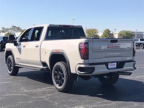 2026 GMC Sierra 2500 AT4