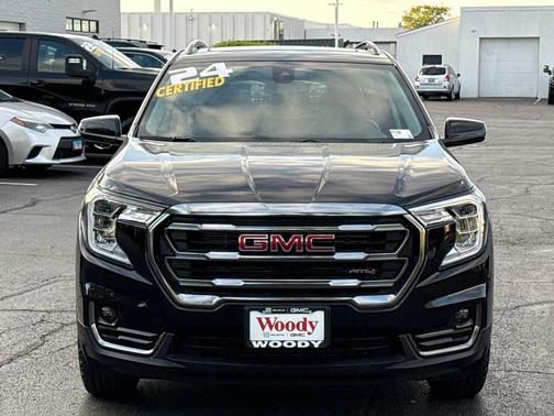 Ebony Twilight Metallic 2024 GMC Terrain AWD AT4