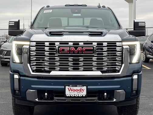 2025 GMC Sierra 2500 Denali