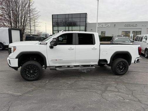 2021 GMC Sierra 2500 AT4