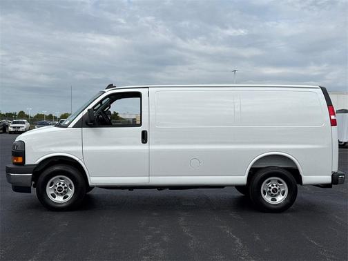 2025 GMC Savana 2500 Work Van