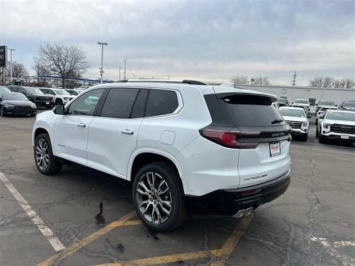 2026 GMC Acadia AWD Denali