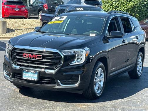 2023 GMC Terrain SLE