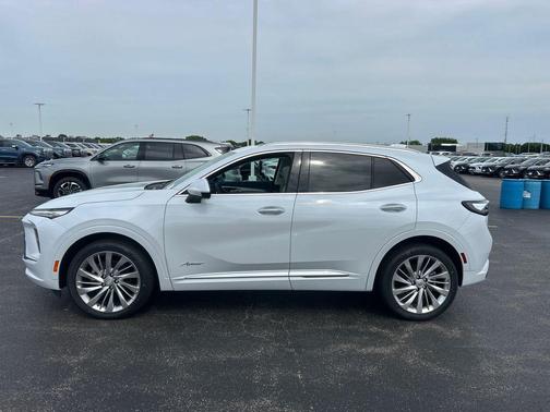Iridescent White Tricoat 2026 Buick Envision Avenir