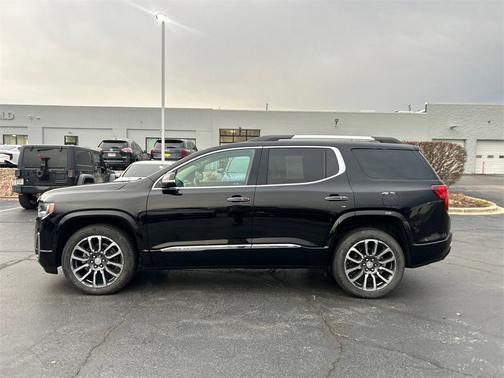 2020 GMC Acadia Denali