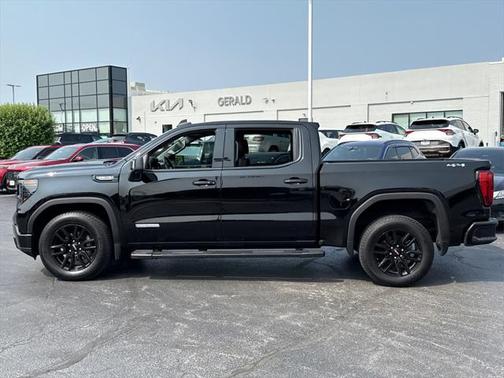 2022 GMC Sierra 1500 Elevation