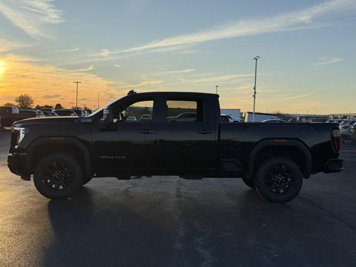 2026 GMC Sierra 2500 AT4