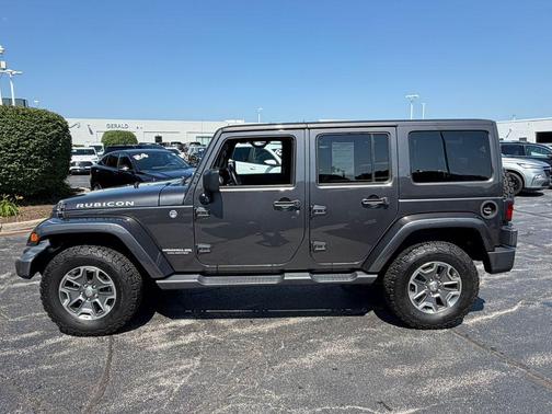 Granite Crystal Metallic Clearcoat 2017 Jeep Wrangler Unlimited Rubicon